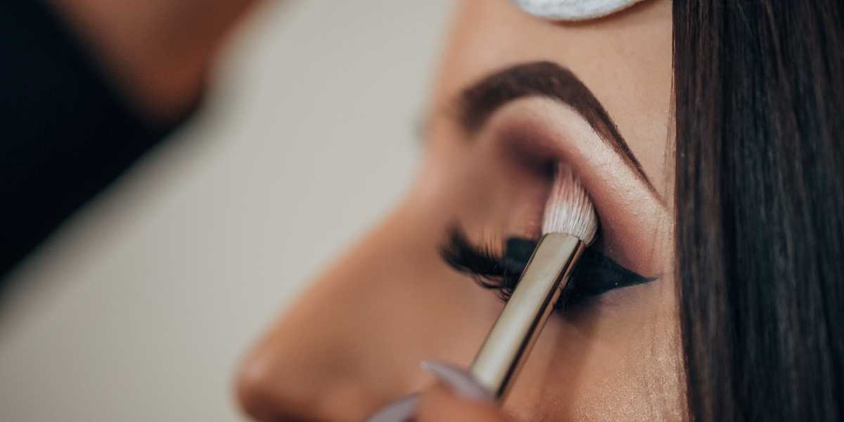 Maquillaje conservador para tiktok